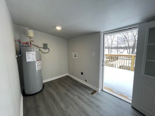 Building Photo - 410 Stone Ave