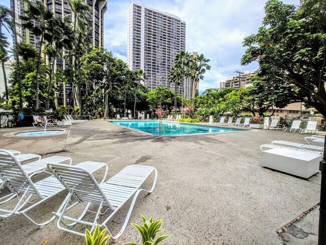 Building Photo - 300 Wai Nani Way