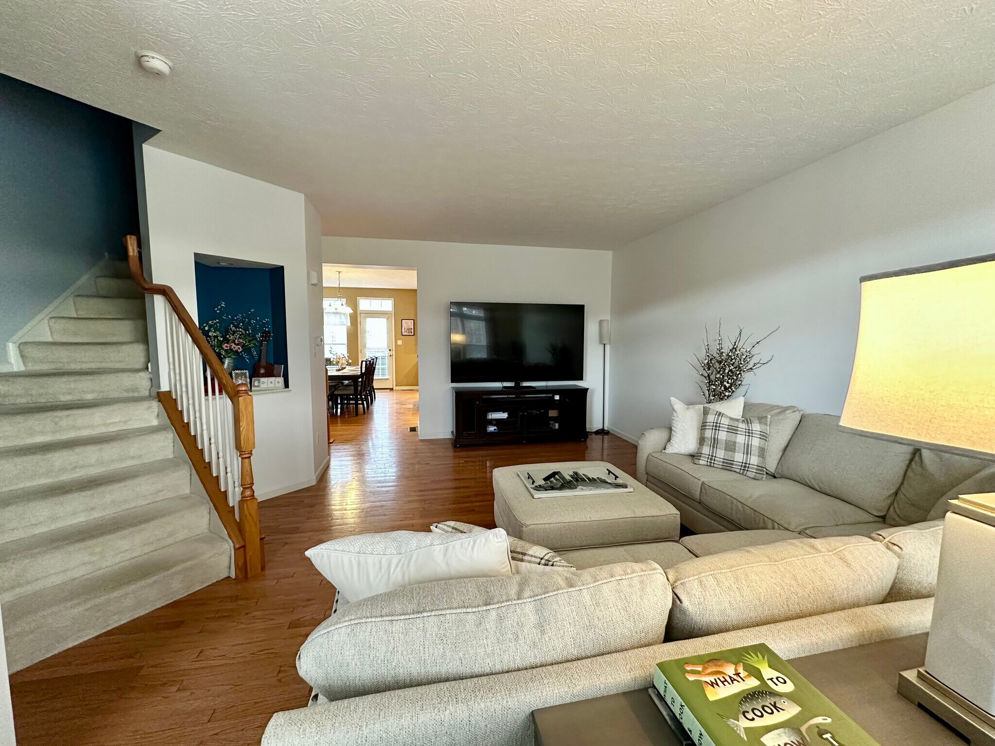 Building Photo - 4019 Village Run Rd