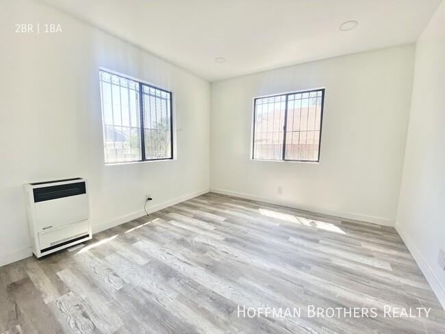 Building Photo - 2822 Darwin Ave