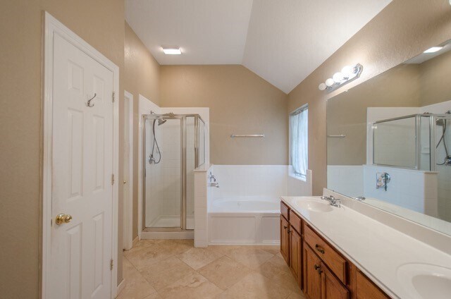 Building Photo - 21427 Willow Glade Dr