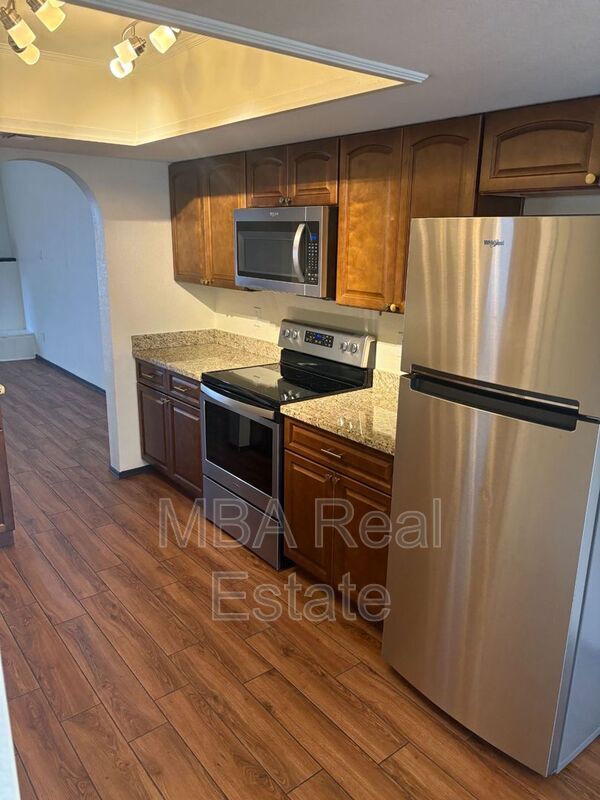 Building Photo - 3201 N 38th St