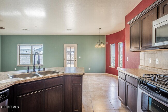 Building Photo - 7128 Copper Canyon Drive
