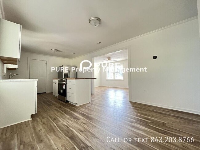 Building Photo - 268 Power House Rd