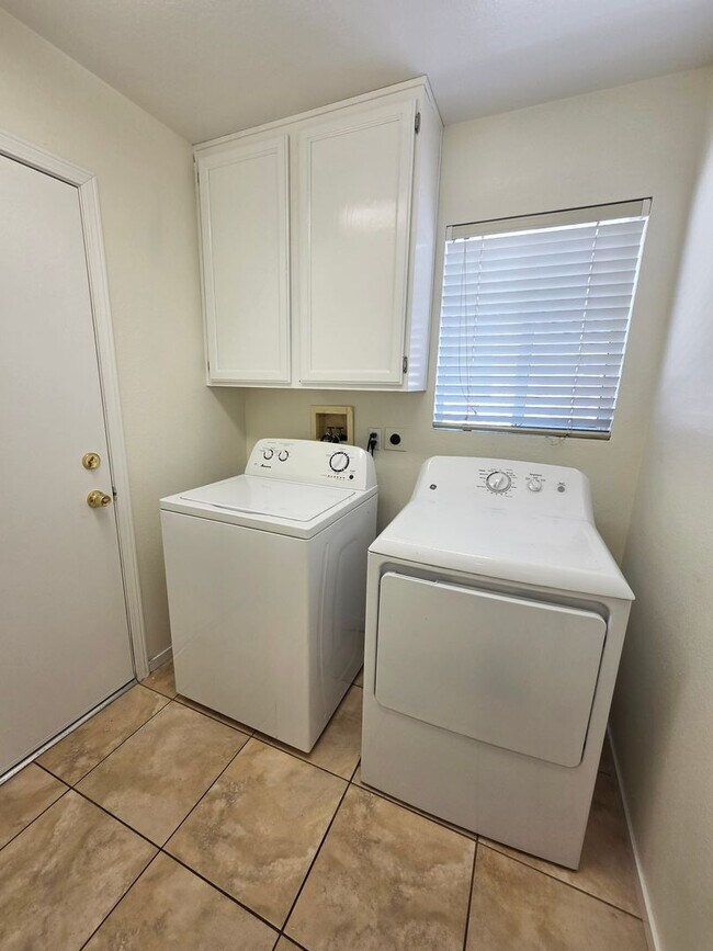 Building Photo - Spacious 4-Bedroom Corner Lot Home with Covered Patio