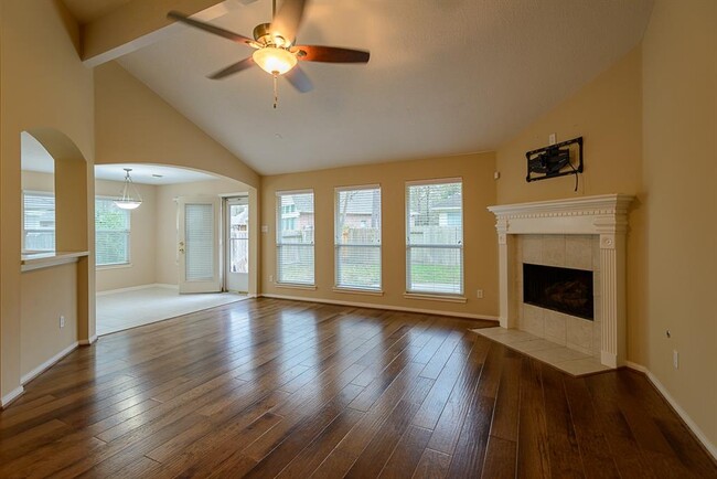 Building Photo - 19 Wild Orchid Ct