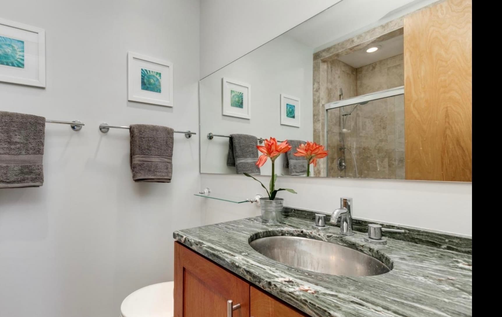 Bathroom 3 staged - 1207 Lamont St NW