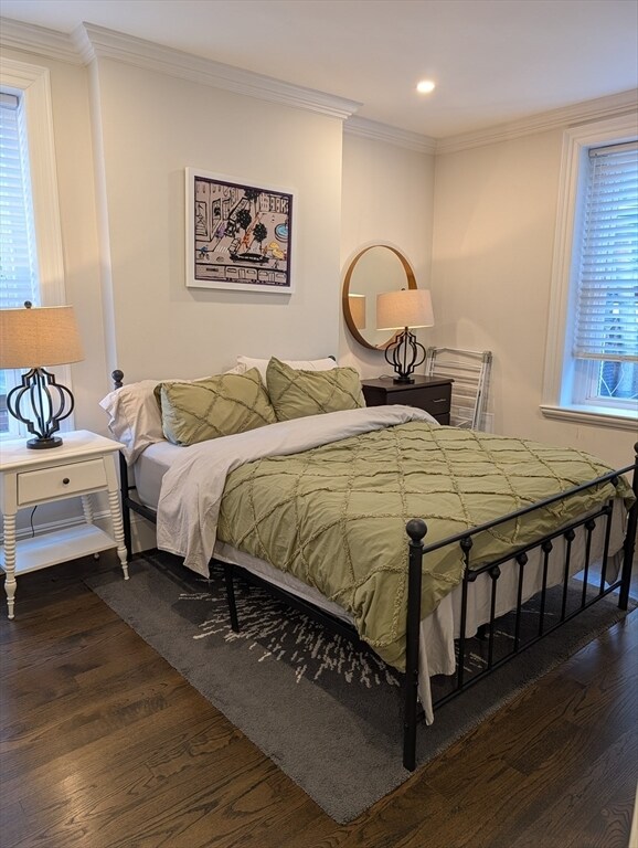 Building Photo - 2A Wellington St