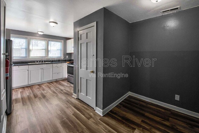 Building Photo - 4915 Chamberlayne Ave