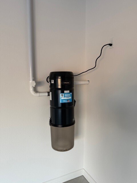 Building Photo - 7773 Via Roma Ave