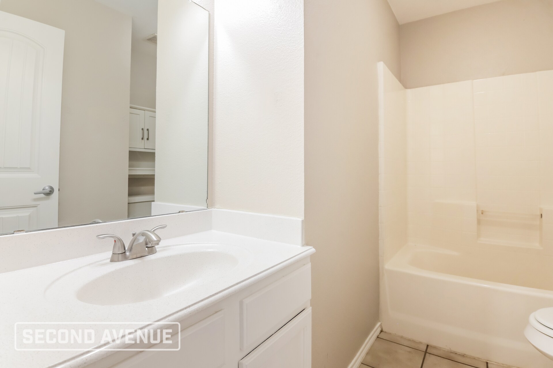 Building Photo - 3824 Clay Mathis Rd