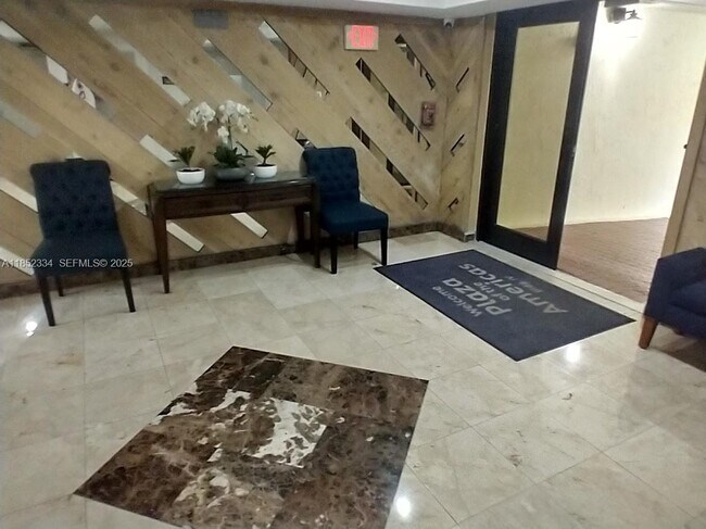 Building Photo - 17021 N Bay Rd