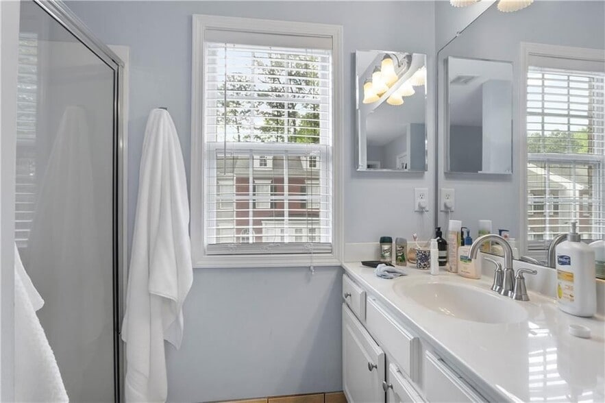 Building Photo - 2924 Wintercrest Way