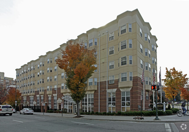 Building Photo - Park Plaza @ Belvidere