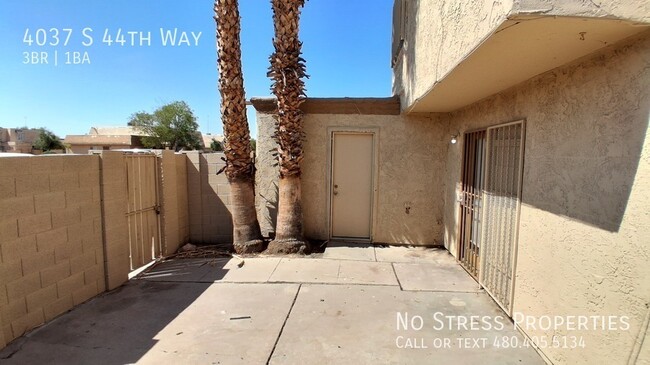 Building Photo - 4037 S 44th Way