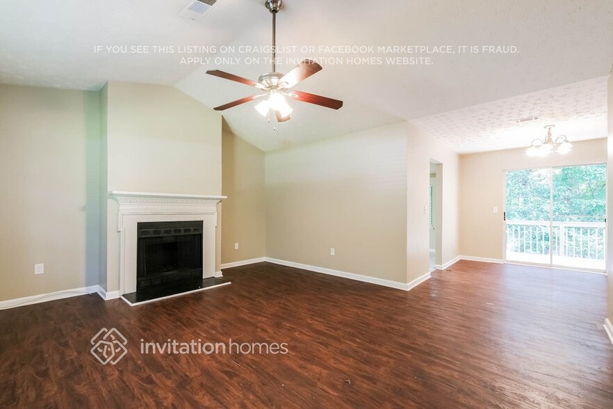 Building Photo - 2805 Wildflower Ln SW