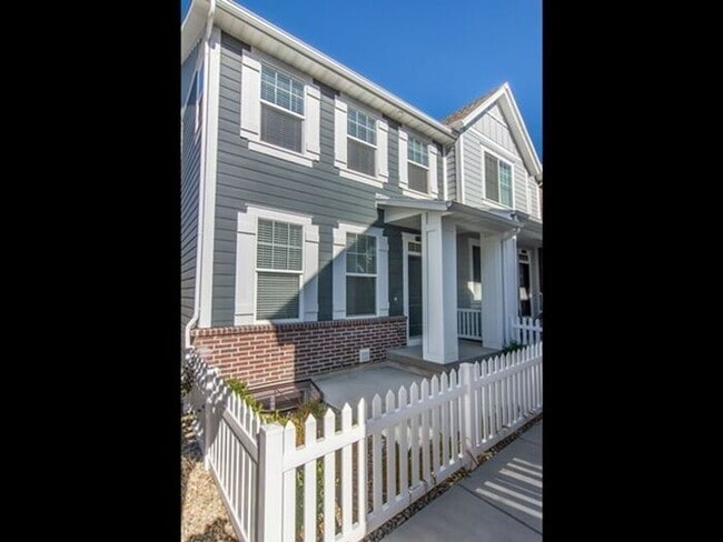 Building Photo - North Salt Lake 3 bed, 2.5 bath, Garage