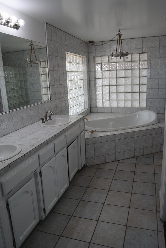 Building Photo - 14500 Maricopa Hwy