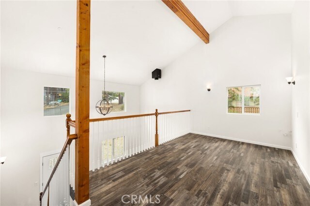 Building Photo - 2042 Buckthorn Rd