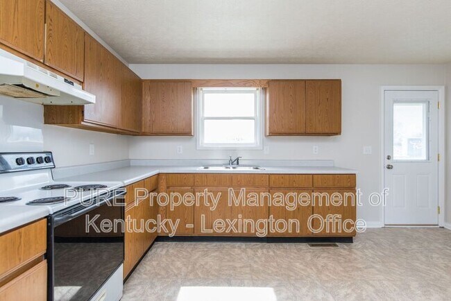 Building Photo - 304 Pigeon Ct