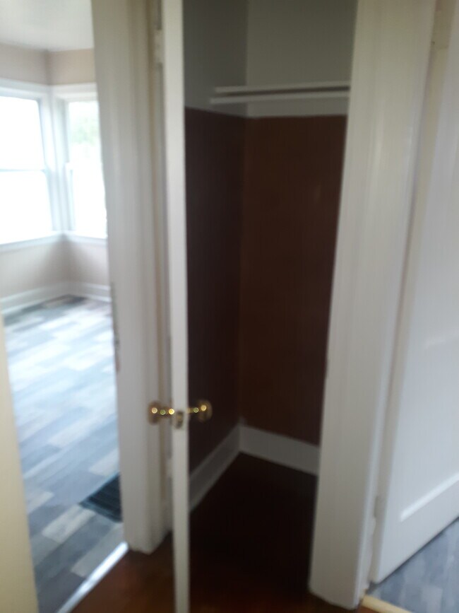 Building Photo - 1428 Sherman Ave