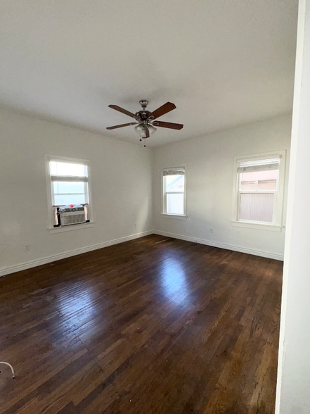 Building Photo - 7964 Fountain Ave