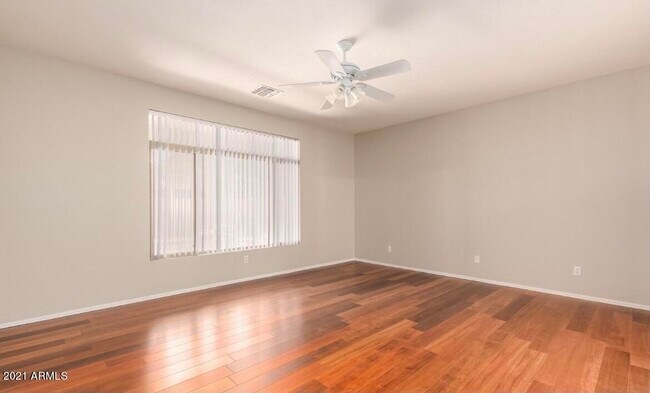 Building Photo - 2751 E San Tan St