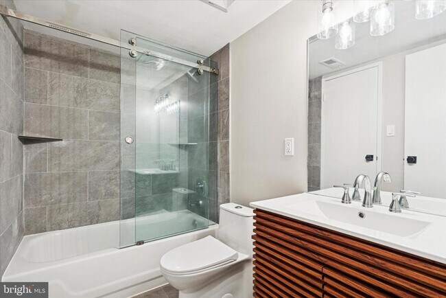 Building Photo - 1609 Painters Crossing