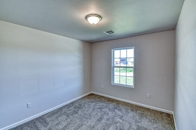 Building Photo - Brand New Construction!  Lawn care provided!