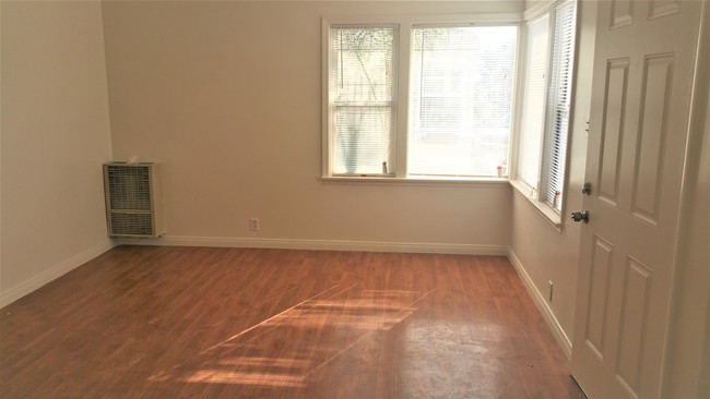 LIVING ROOM - 3509 Ellison St