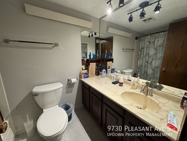 Building Photo - 9730 Pleasant Ave S