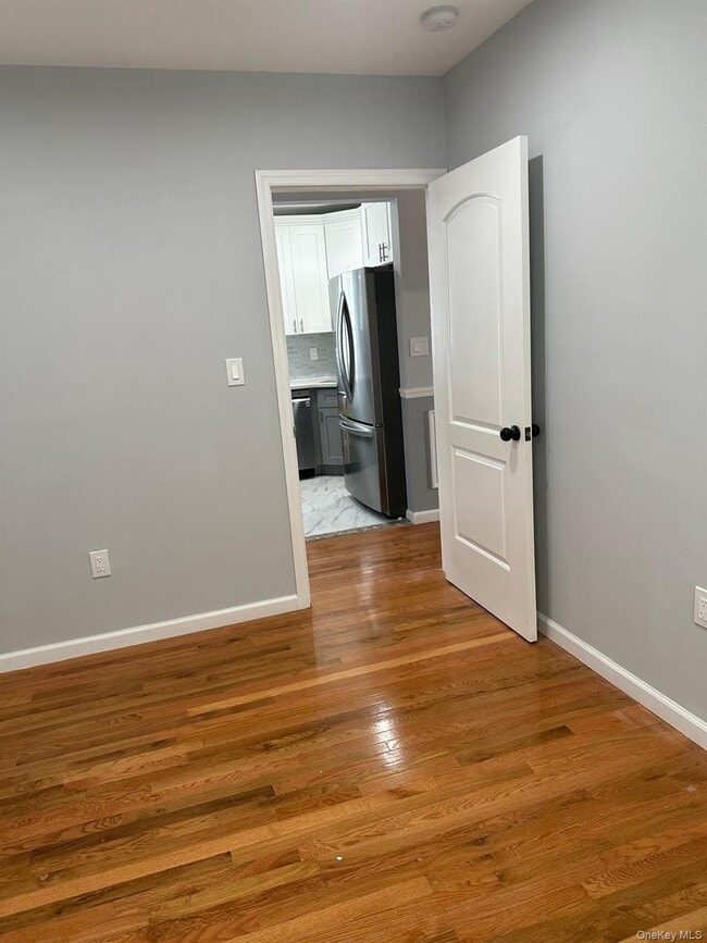 Building Photo - 237-34 Fairbury Ave