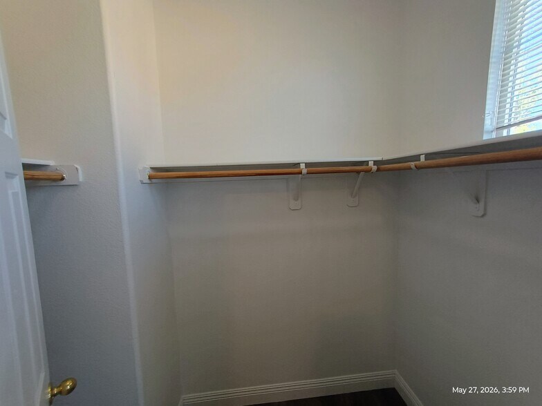 Building Photo - 4432 Mount Penteli Ave