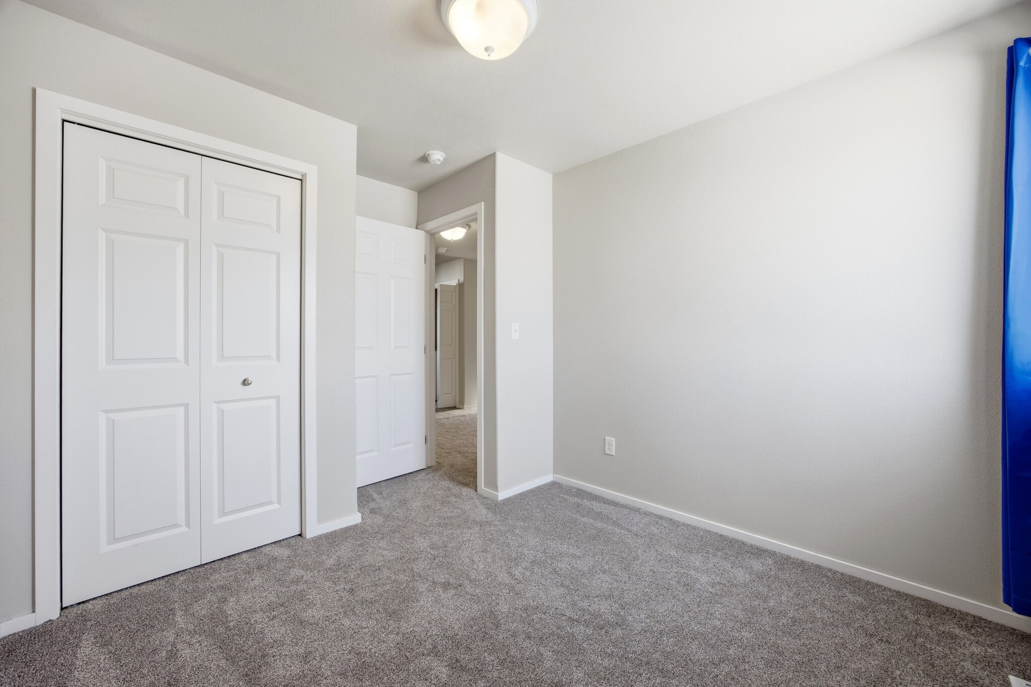 Building Photo - 4304 Estate Dr S