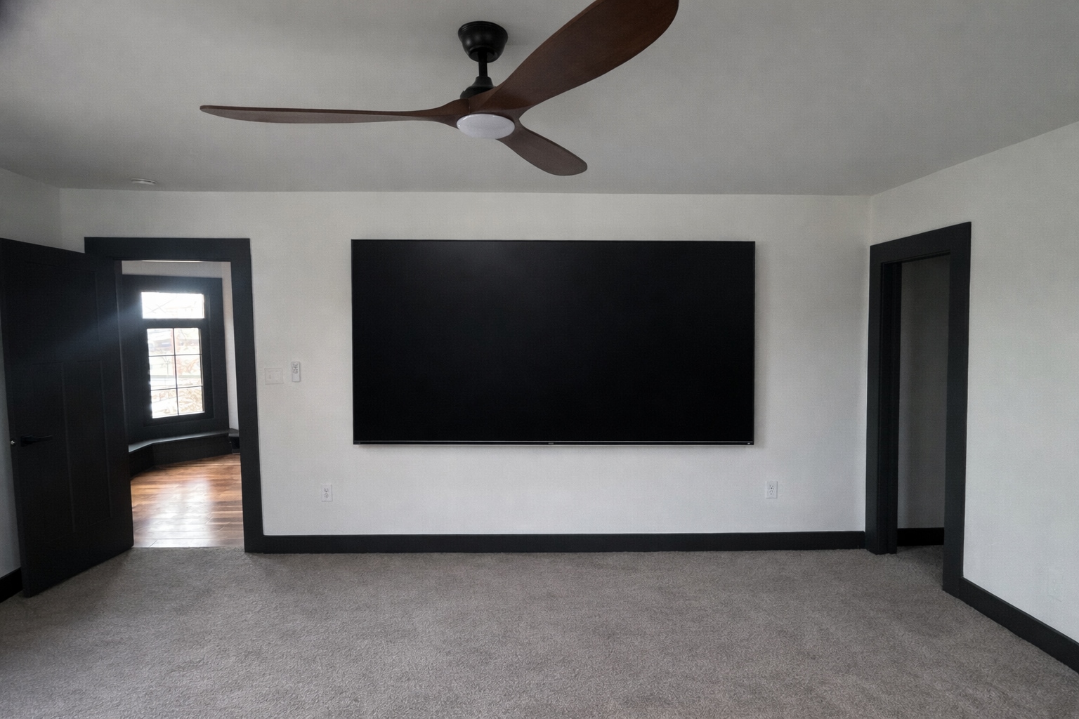 Building Photo - 2828 N Illinois St