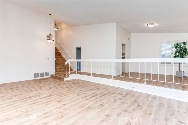 Building Photo - 23 Blazing Star