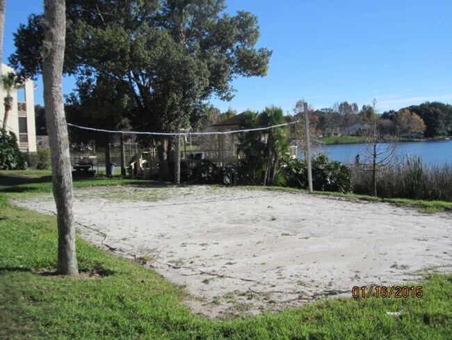 Building Photo - 584 Orange Dr