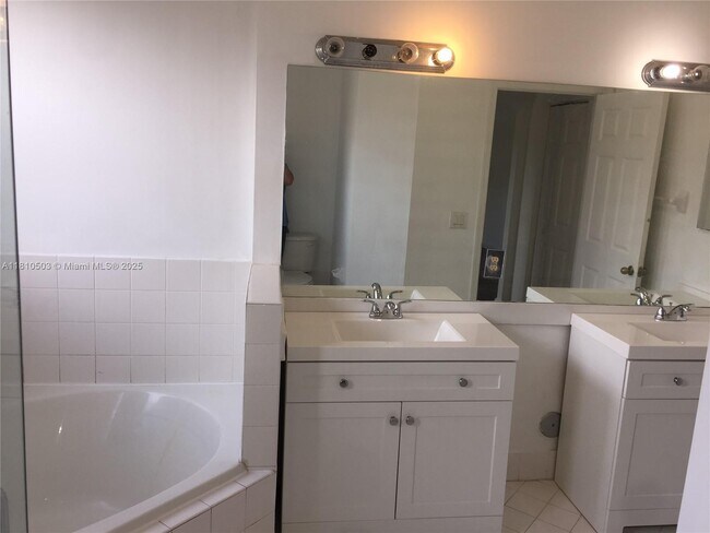 Building Photo - 12861 SW 134th St