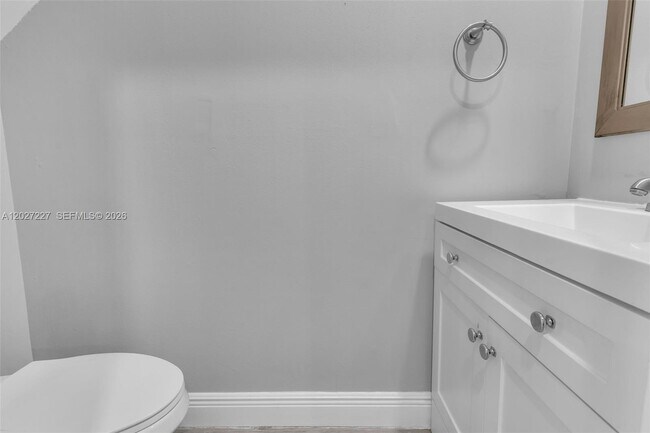 Building Photo - 3771 SW 99th Ave