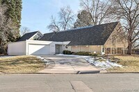 Building Photo - 3130 S Monroe St