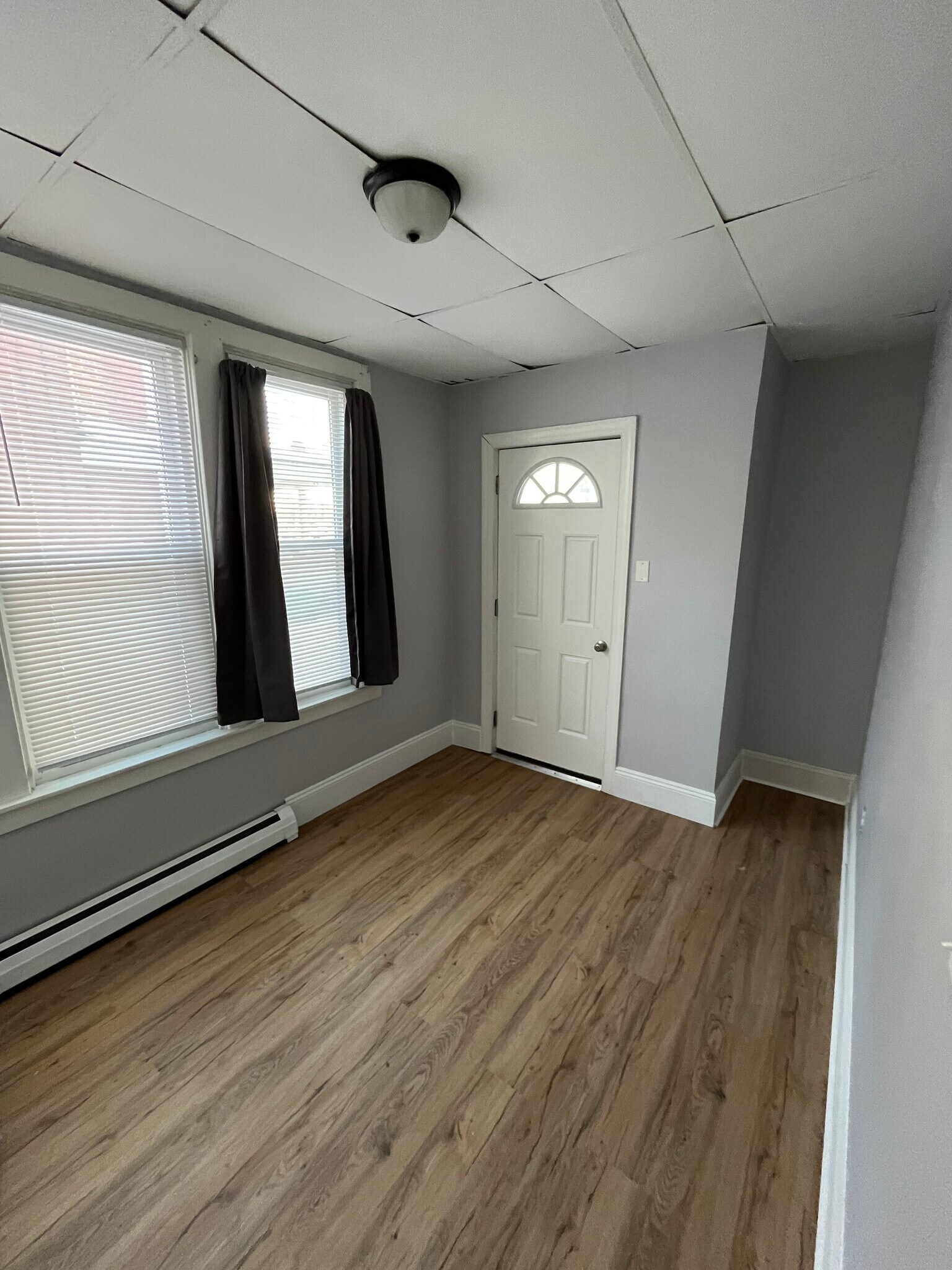 Building Photo - 260 N Enola Dr