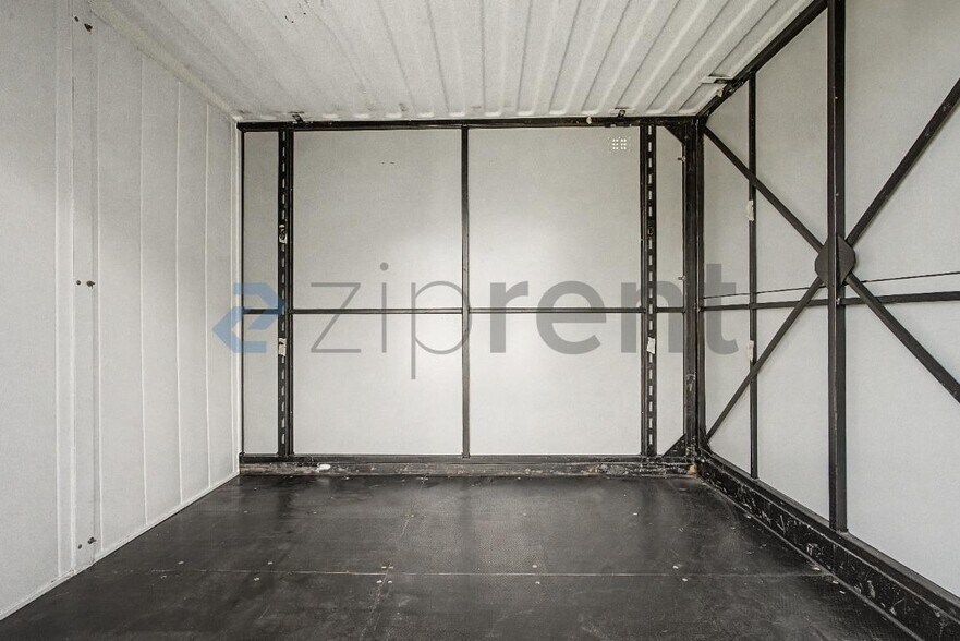 Building Photo - Unit 4323