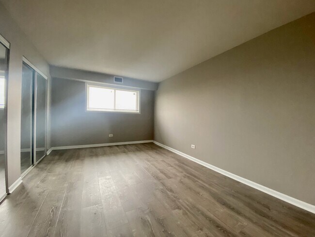 Building Photo - 2301 Beau Monde Ln
