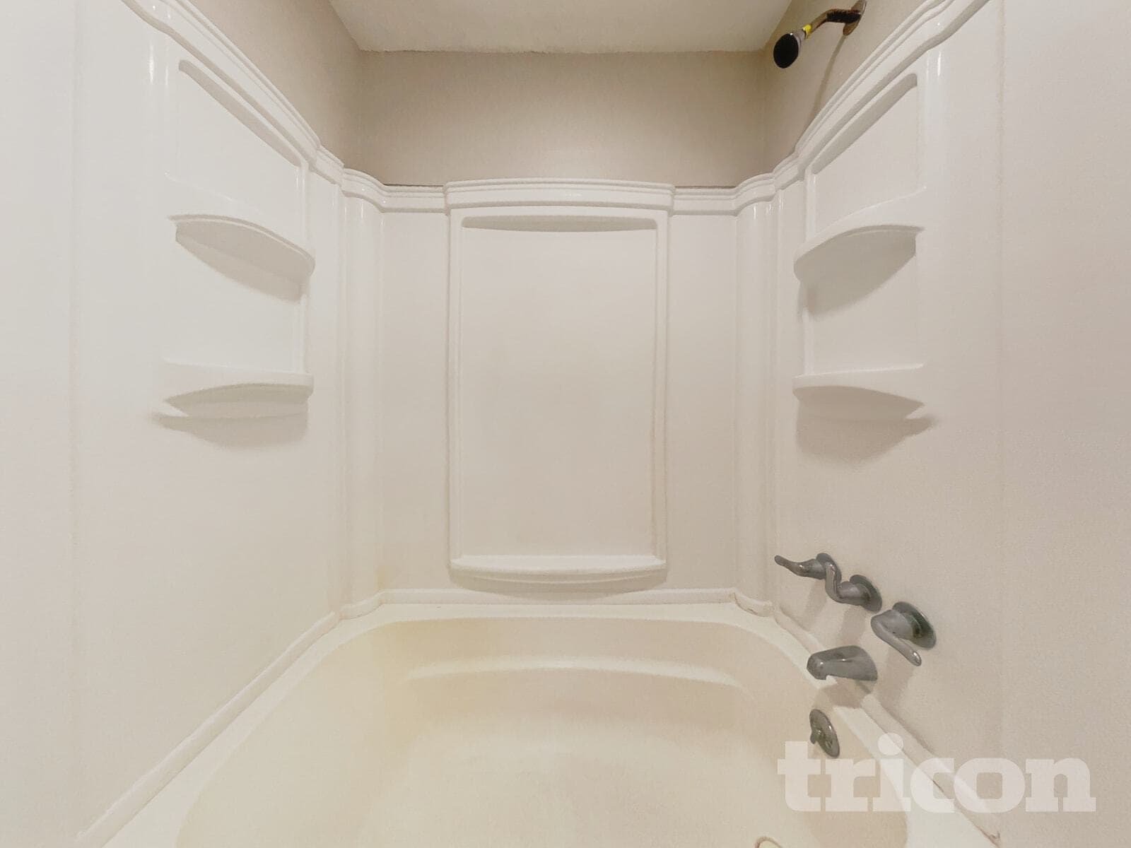 Building Photo - 1408 Highview Rd