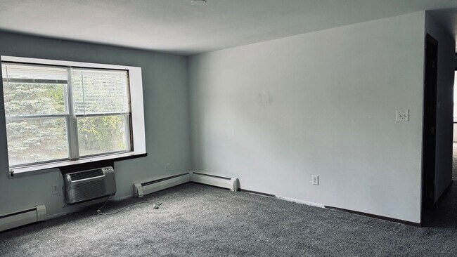 Building Photo - 2648 Lavender Ln