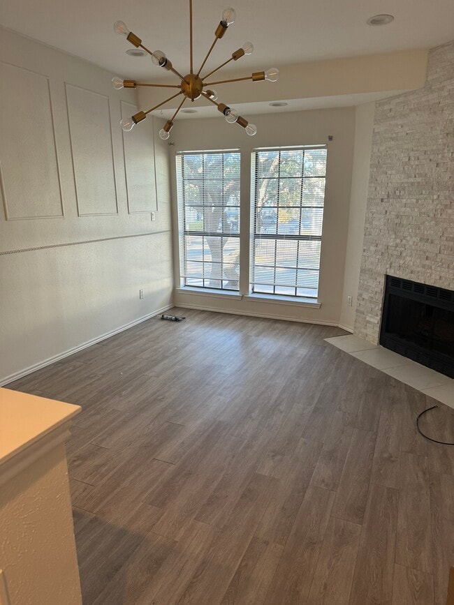 Building Photo - 5100 Verde Valley Ln