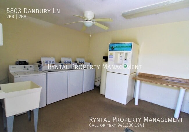 Building Photo - 5803 Danbury Ln