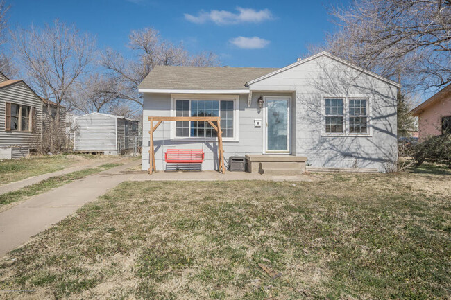 Primary Photo - Southlawn Home near elementarty School 2be...