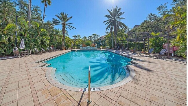 Building Photo - 4122 Central Sarasota Pkwy