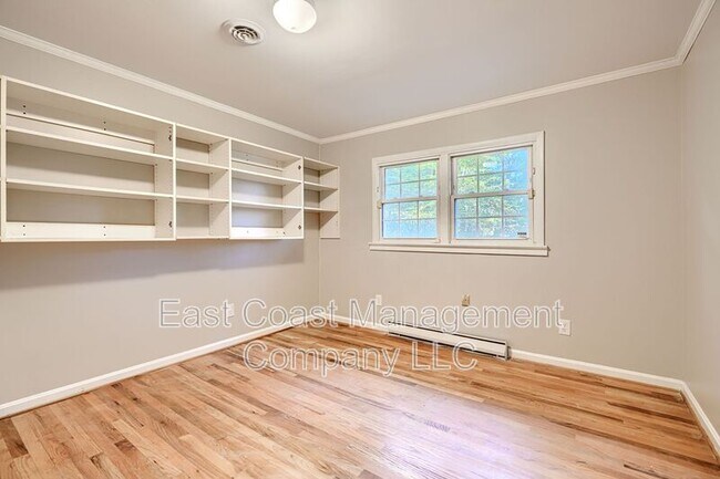 Building Photo - 7071 Pindell School Rd